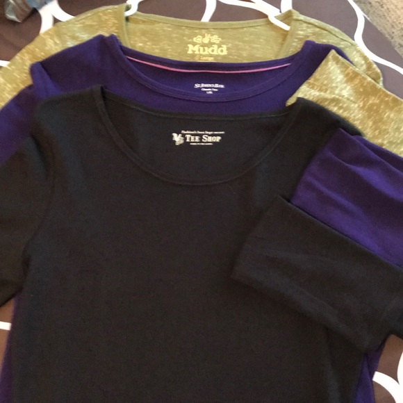 Tops - Ladies new without tags Sz. L long sleeve tee